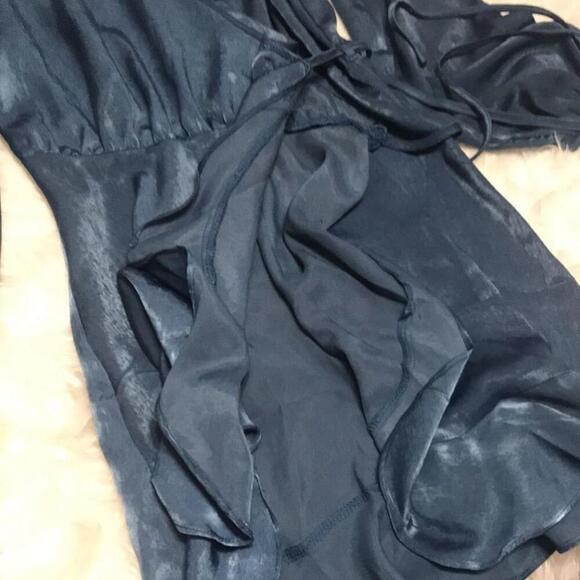 NWT Sadie & Sage Ruffle Wrap Dress Medium - Picture 9 of 12